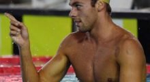 Gregorio Paltrinieri, primo oro ad Abu Dhabi per la staffetta mista in acque libere