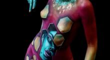 Mirandola, Letizia Borella racconta la magia del body painting: “Sono una tela viva, indosso l’arte”