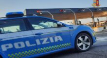 Ubriaco alla guida di un autoarticolato sulla A1: bloccato dalla stradale