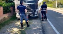 Riposi saltati, sanzioni a due camionisti
