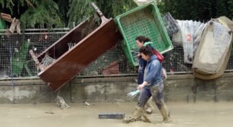Come diventare volontario e andare ad aiutare gli alluvionati in Romagna