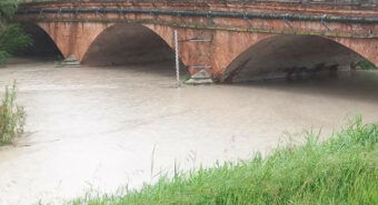 Chiuso il ponte di Navicello vecchio sul fiume Panaro