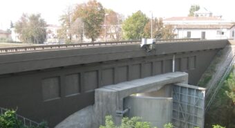 Riaperto il ponte sul Naviglio a Bomporto